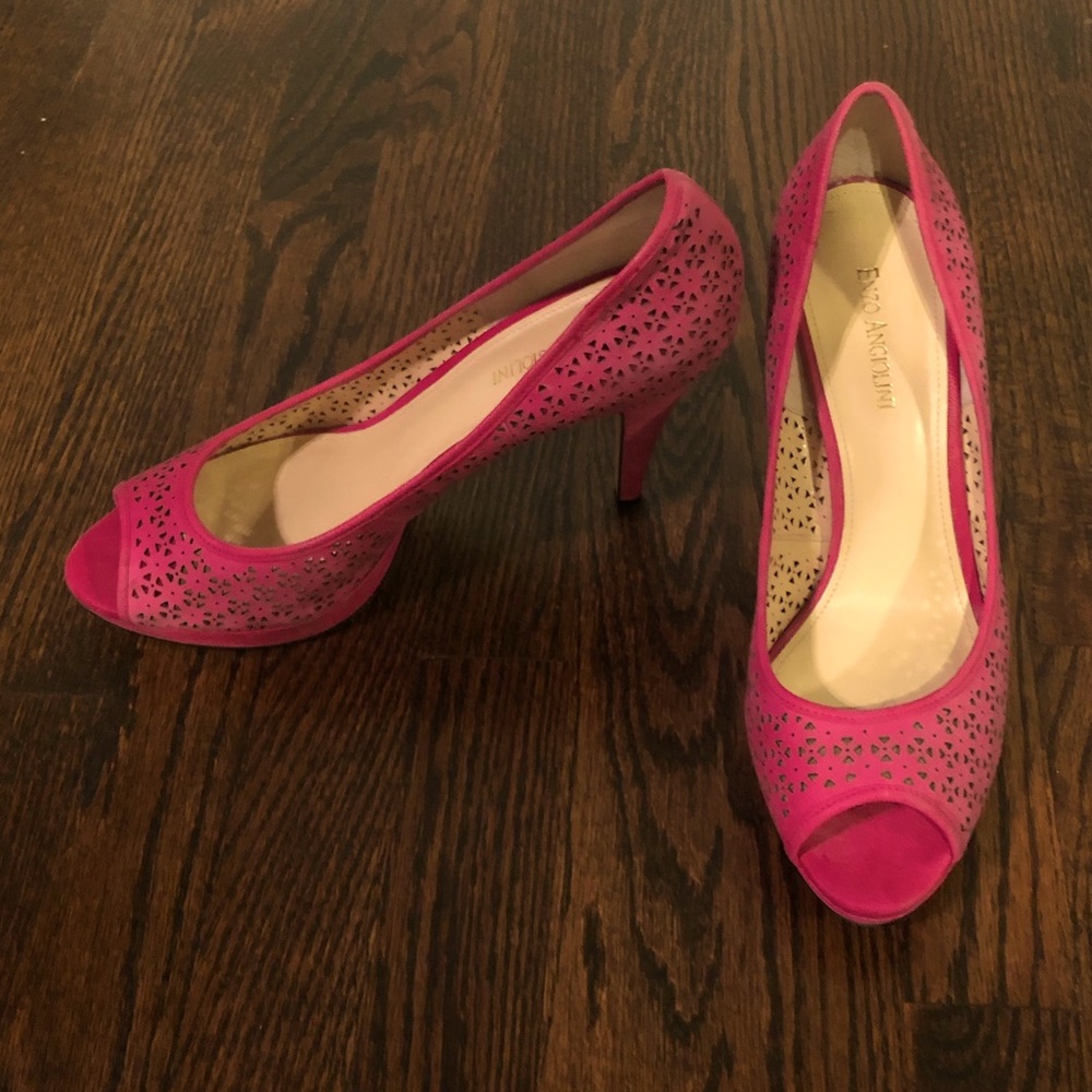 Enzo Angiolini Womens Shoes - Sully Suede Platform Pumps, lightly worn.